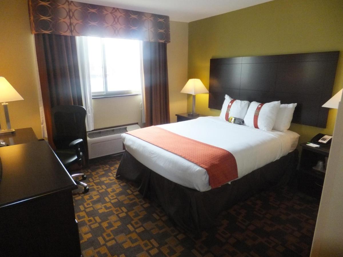 Holiday Inn Mount Prospect-Chicago Стая снимка