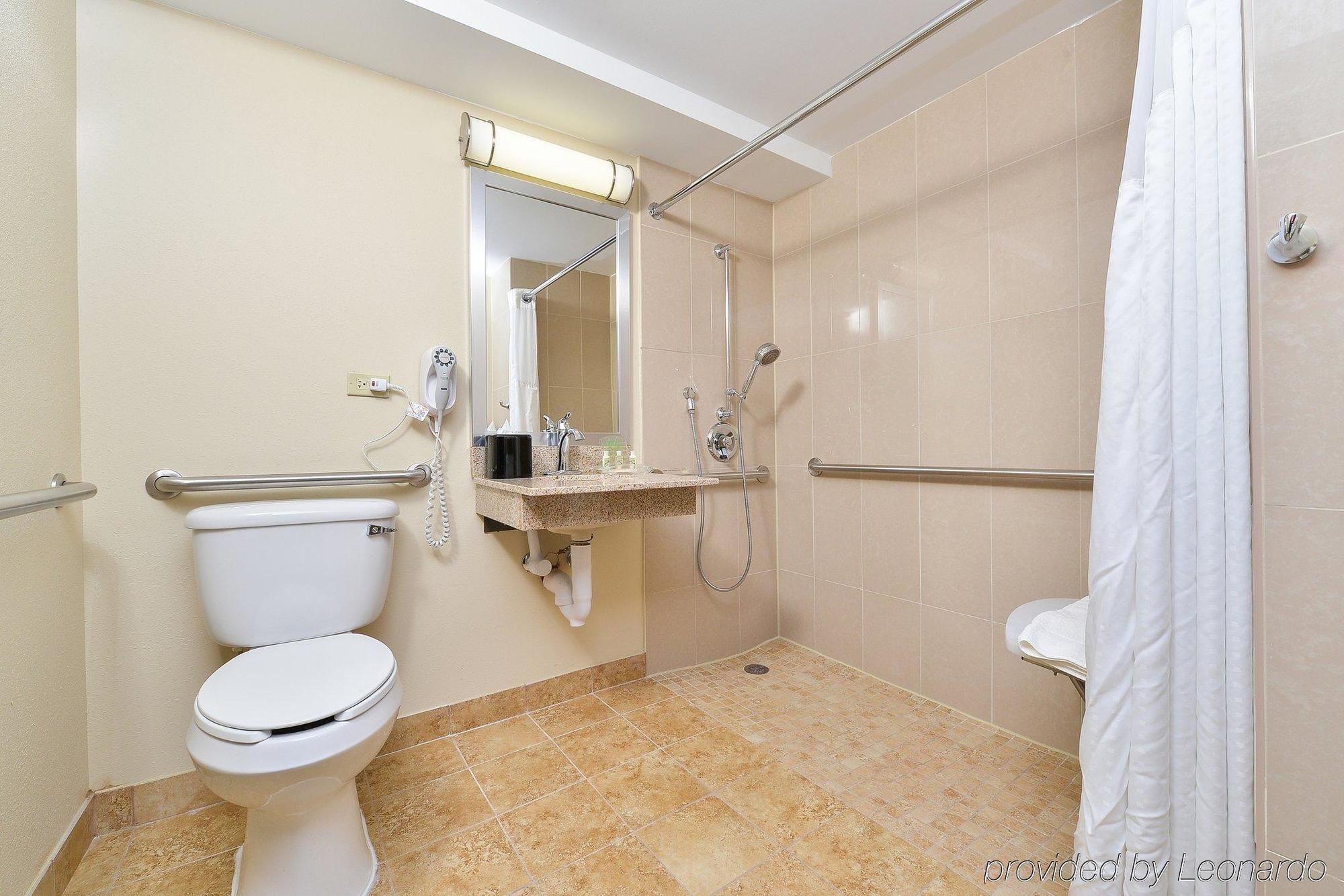 Holiday Inn Mount Prospect-Chicago Екстериор снимка