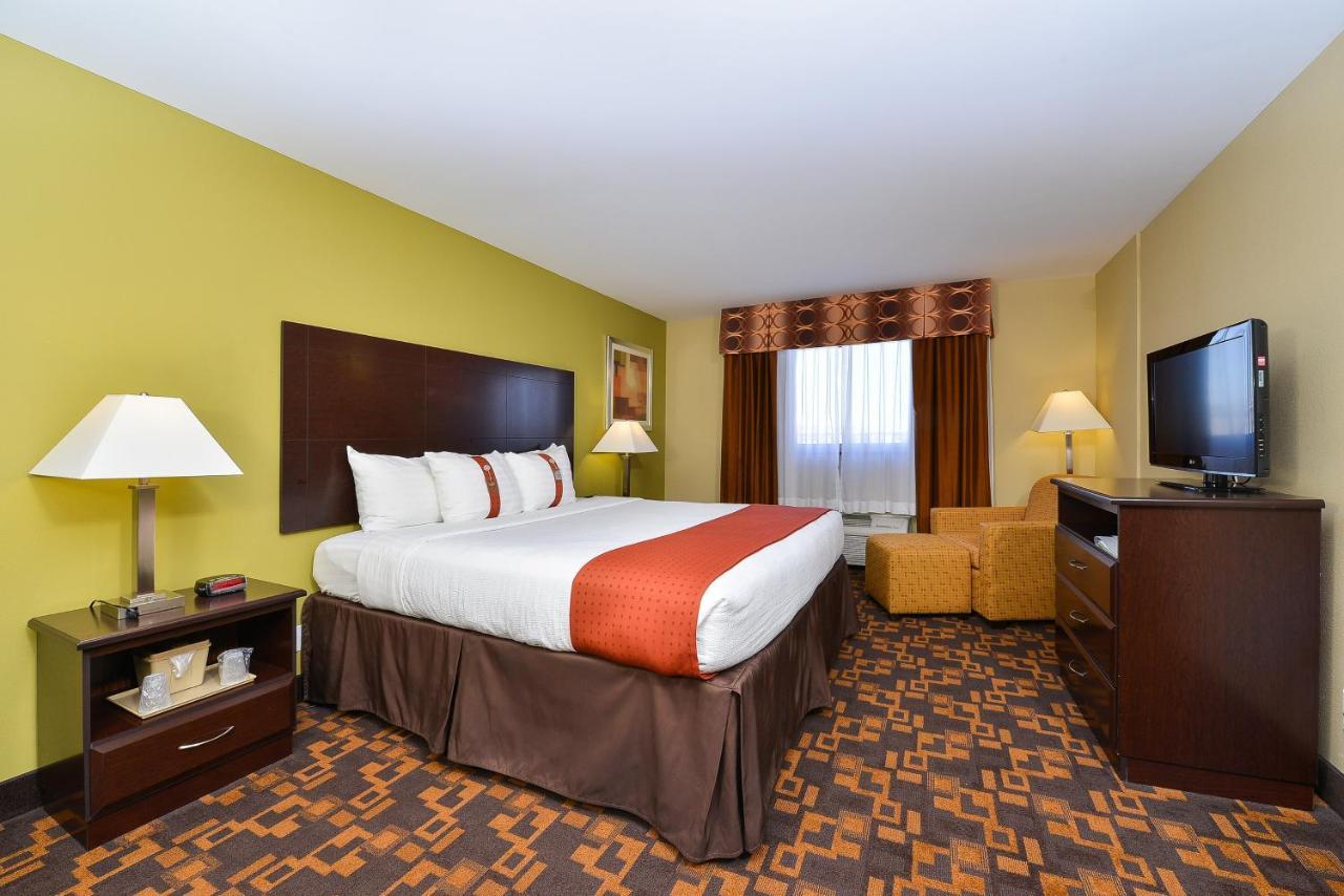 Holiday Inn Mount Prospect-Chicago Екстериор снимка