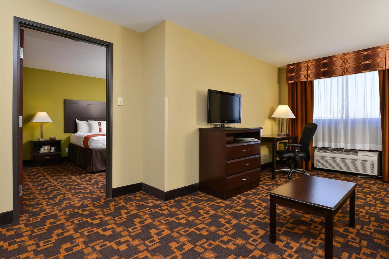 Holiday Inn Mount Prospect-Chicago Екстериор снимка